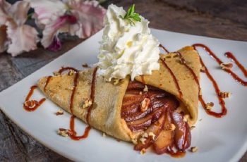 Receta de panqueques dulces de peras al vino tinto