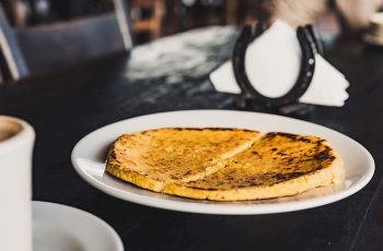 Receta de arepa santandereana.