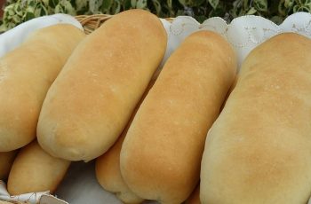 Receta de pan de completos chilenos